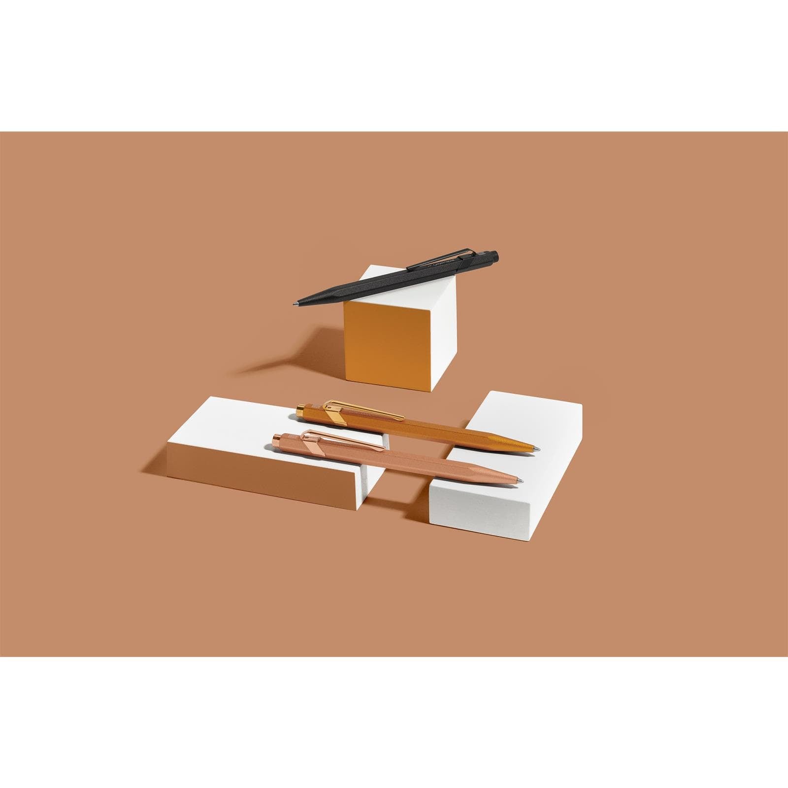 Caran d-Ache Caran d'Ache 849 Premium Goldbar Druckbleistift – 0,7 mm – Aluminium – Gold – Mit Radierer