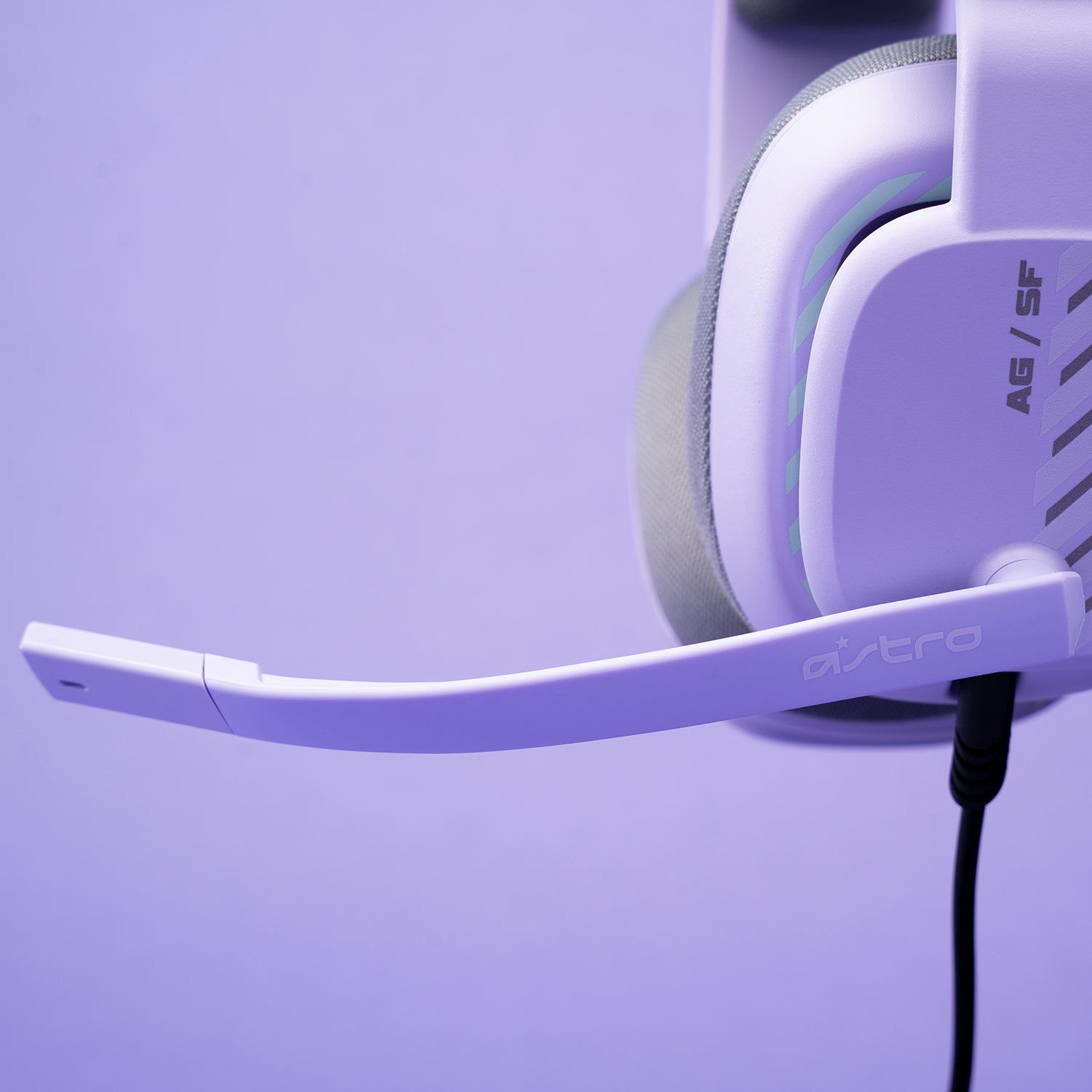 ASTRO Gaming A10 Starkiller – Over-Ear Gaming-Headset – 3,5 mm Klinke, abnehmbares Kabel – Grau/Lila