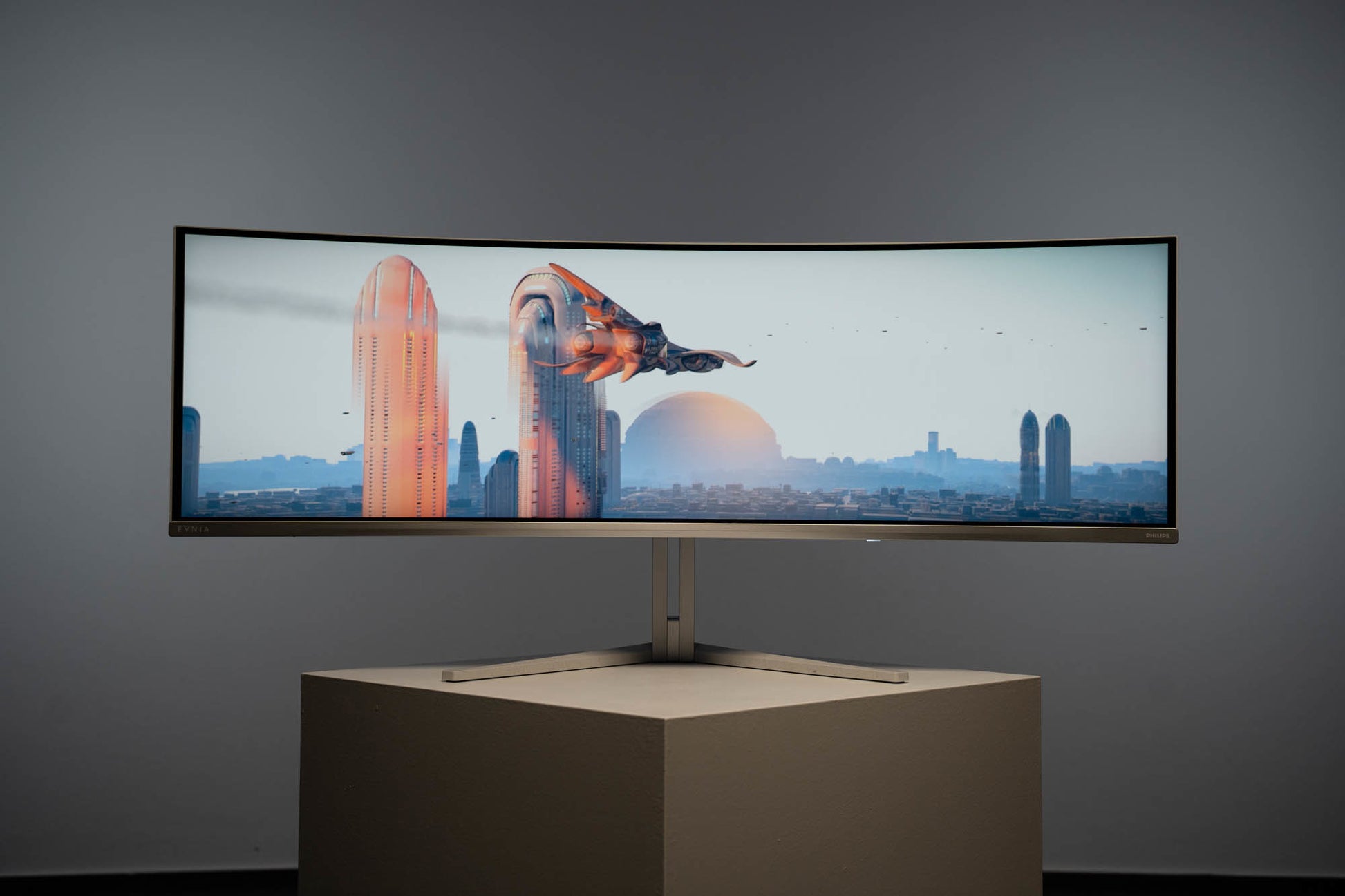 Philips Evnia 49M2C8900/00 – 48,9" Curved, 5120 × 1440 (DQHD), OLED, 240 Hz, USB-C 90 W, KVM, DisplayHDR 400