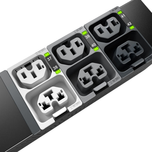 APC NetShelter Advanced – Rack-PDU Metered, 3-phasig, 42× IEC (C13/C15/C19/C21), 16 A, 11,0 kW
