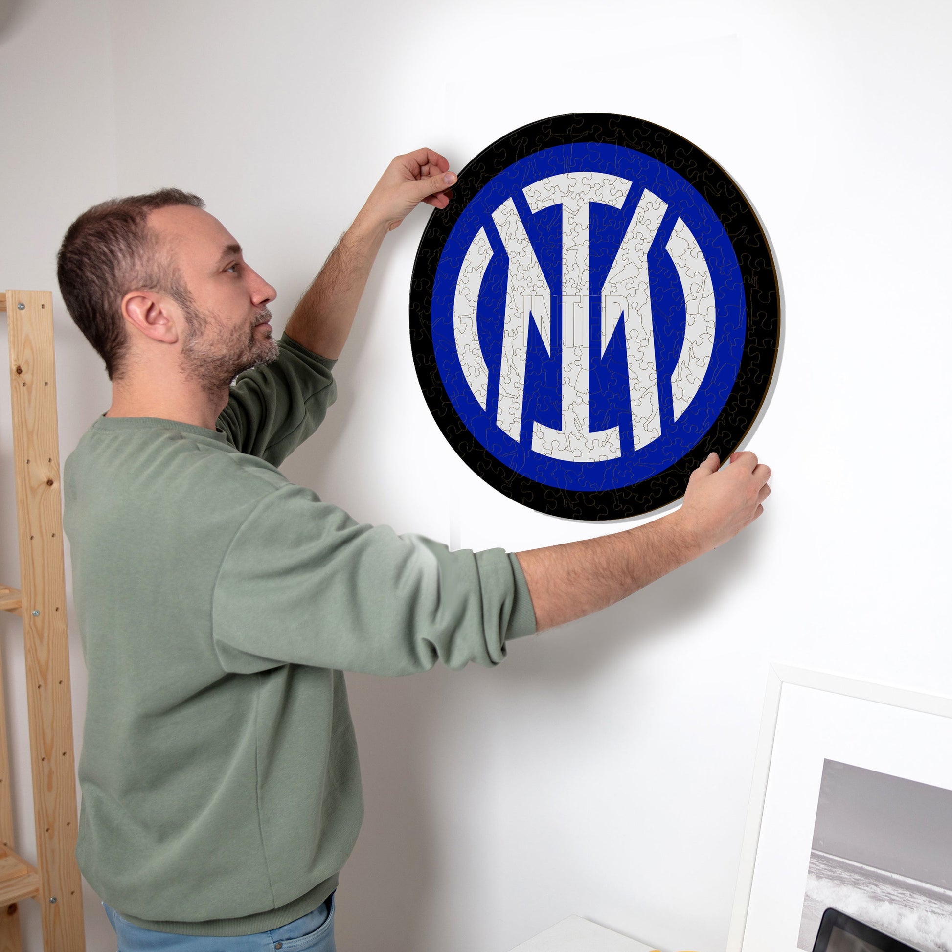 Iconic Puzzles Puzzle FC Inter Mailand Logo – 270 Teile – 37,5 × 37,5 cm – ab 10 J. – Holz
