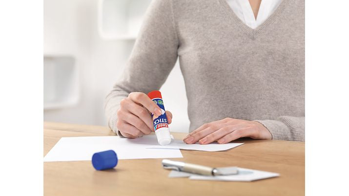 TESA Alleskleber – 10 g, für Karton, Papier
