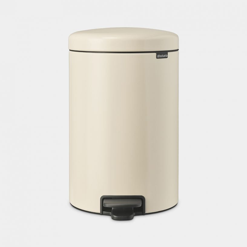 Brabantia NewIcon Papierkorb – 20 l – mit Deckel – Edelstahl – Anti-Rutsch-Basis – Ø 290 × H 467 mm