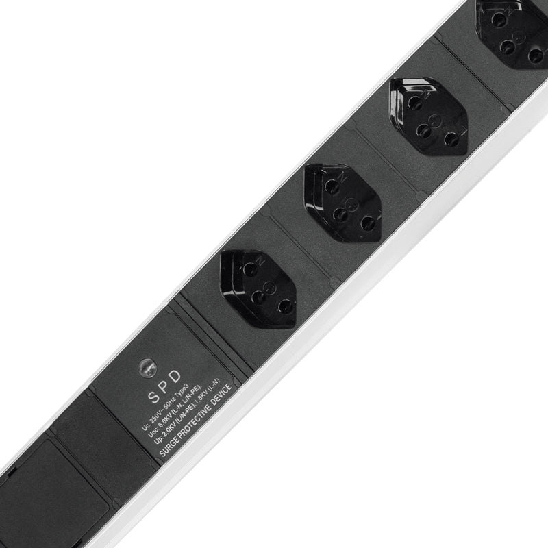 Steffen ALU Modular Steckdosenleiste, 7×T13, 3 m, IP20, Eingangsstecker T12, Überspannungsschutz – Silber