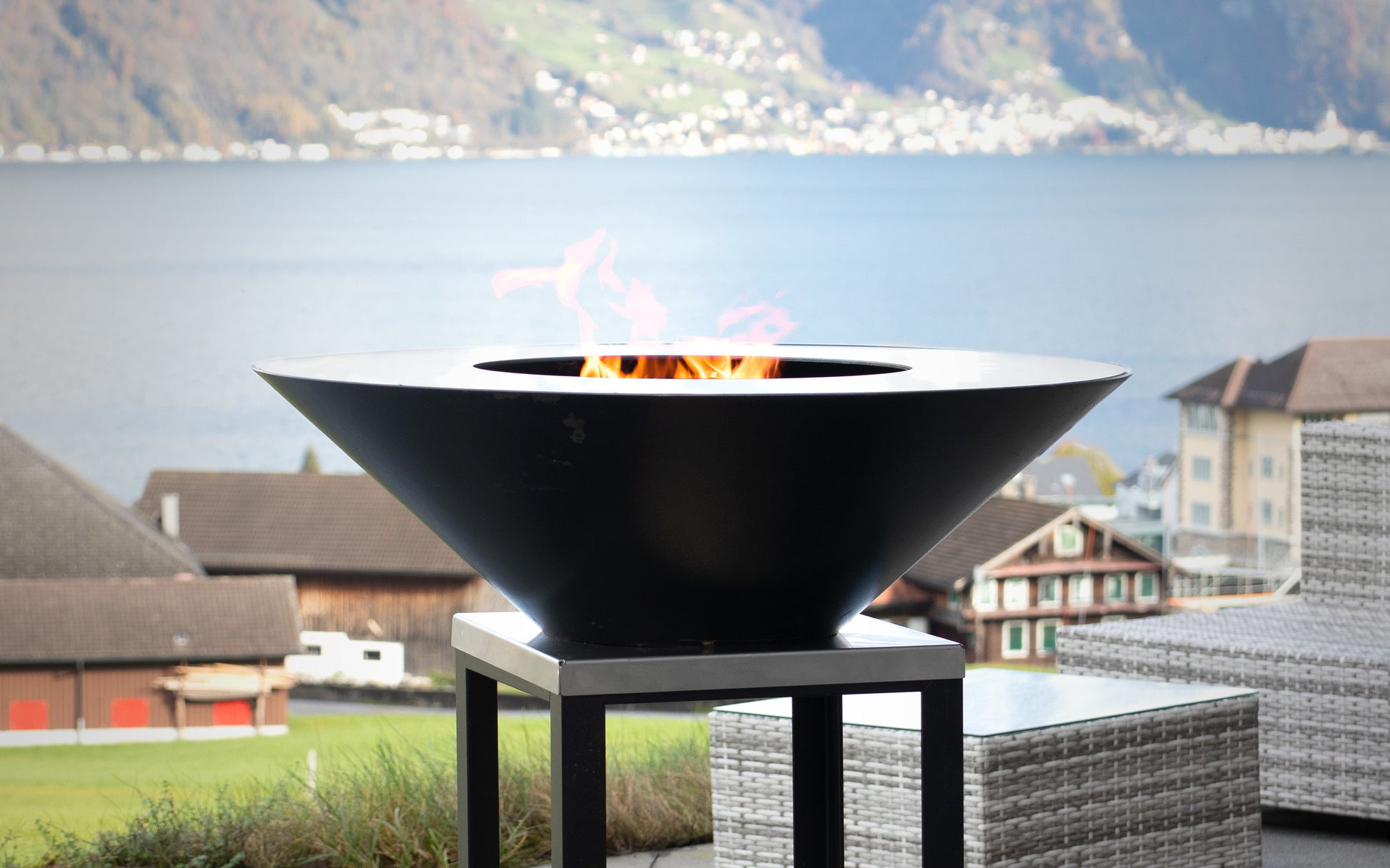 Feu Du Jardin Feuerschale Fyro 80, Ø 78 cm, Höhe 100 cm – Schwarz, Edelstahl