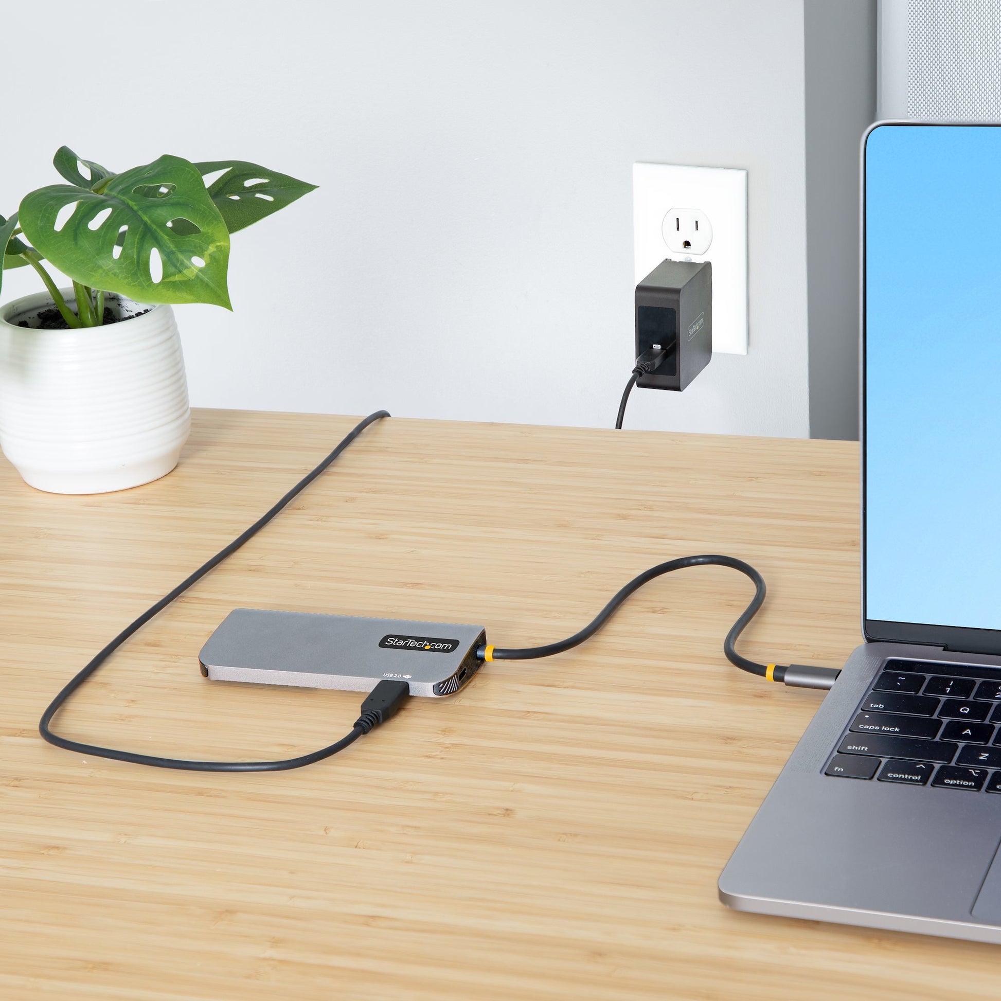 StarTech.com Multiport-Adapter – USB-C, 1× HDMI, 3× USB-A, 100 W PD, GbE, für Windows/Mac/ChromeOS