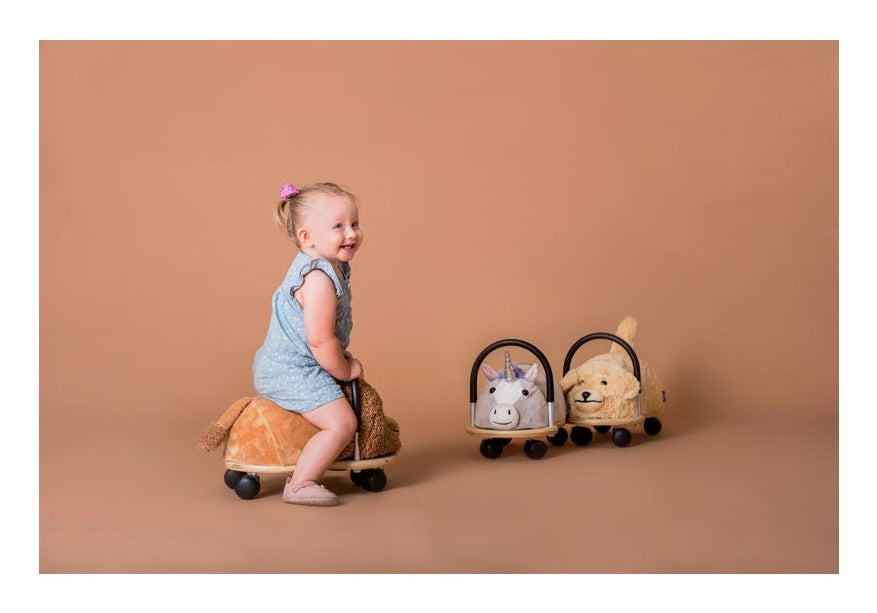 Wheely Bug Rutschfahrzeug Panda – 21 × 23 × 40 cm – ab 1 Jahr – Polyurethan, Schaumstoff, Holz – schwarz/weiss