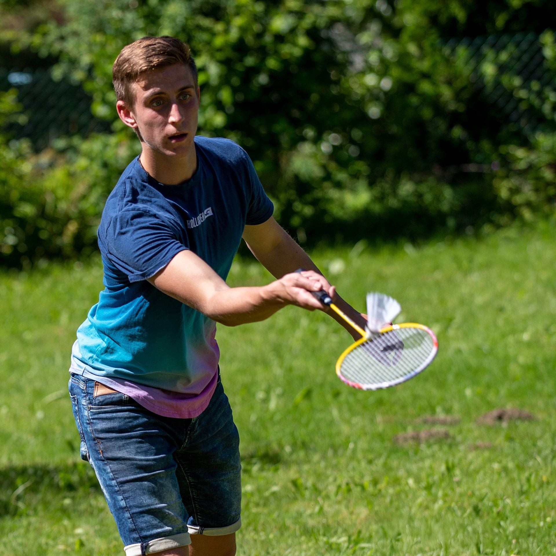 Schildkröt Funsports Federball-Set – 4 Schläger, 2 Federbälle, Tragetasche – ab 14 J. – mehrfarbig