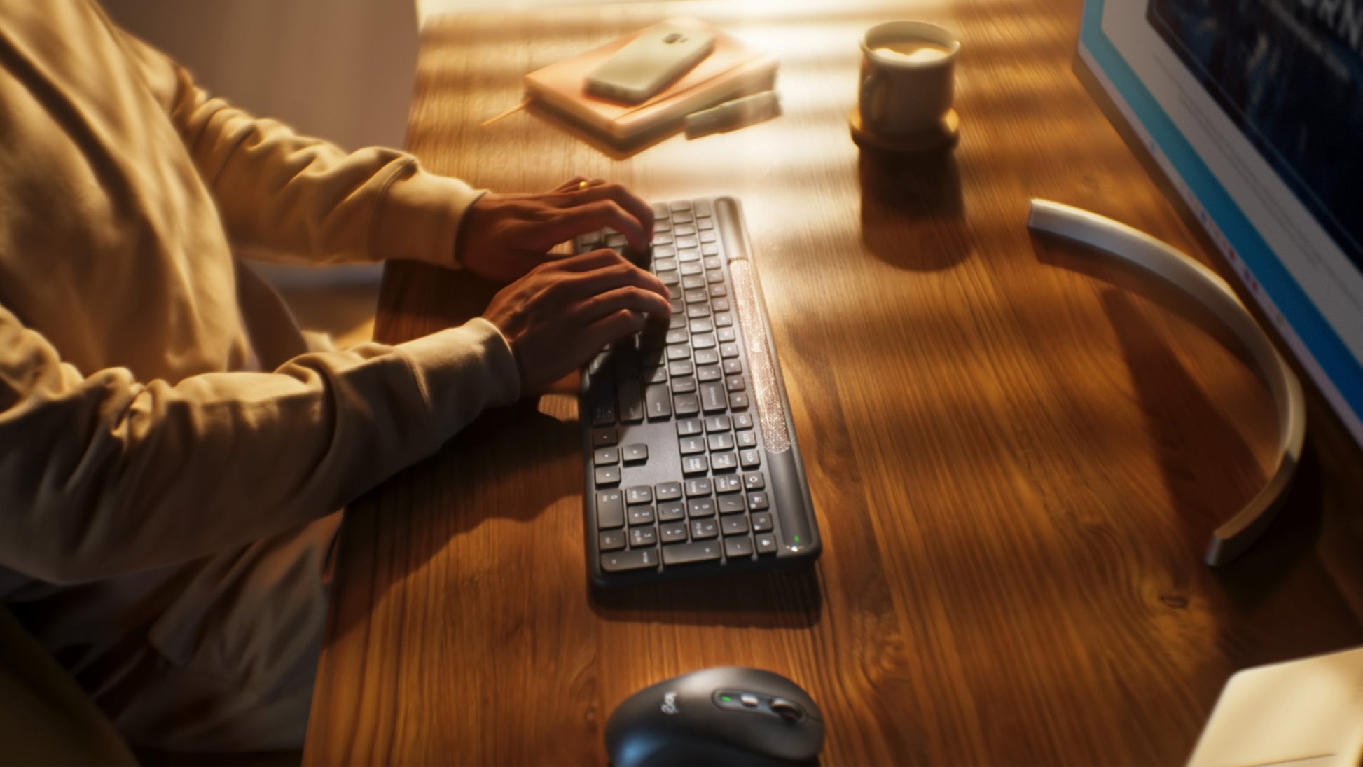 Logitech Signature Slim Solar+ K980 – Tastatur – Bluetooth & 2,4 GHz – Solar, wiederaufladbar – QWERTZ (DE)