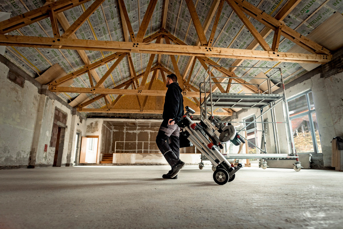 Metabo Kappsäge KGS 254 M – 1 800 W – Spindelhals – Sägeblatt-Ø 254 mm – Ohne Zubehör