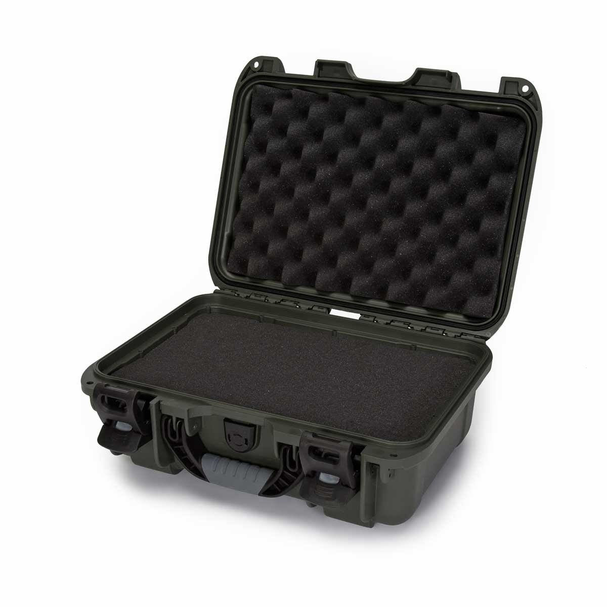Nanuk Schutzkoffer 915 – 13,0 l, Kunststoff, mit Schaumstoff, olivgrün, 39,1 × 17,3 × 30,7 cm