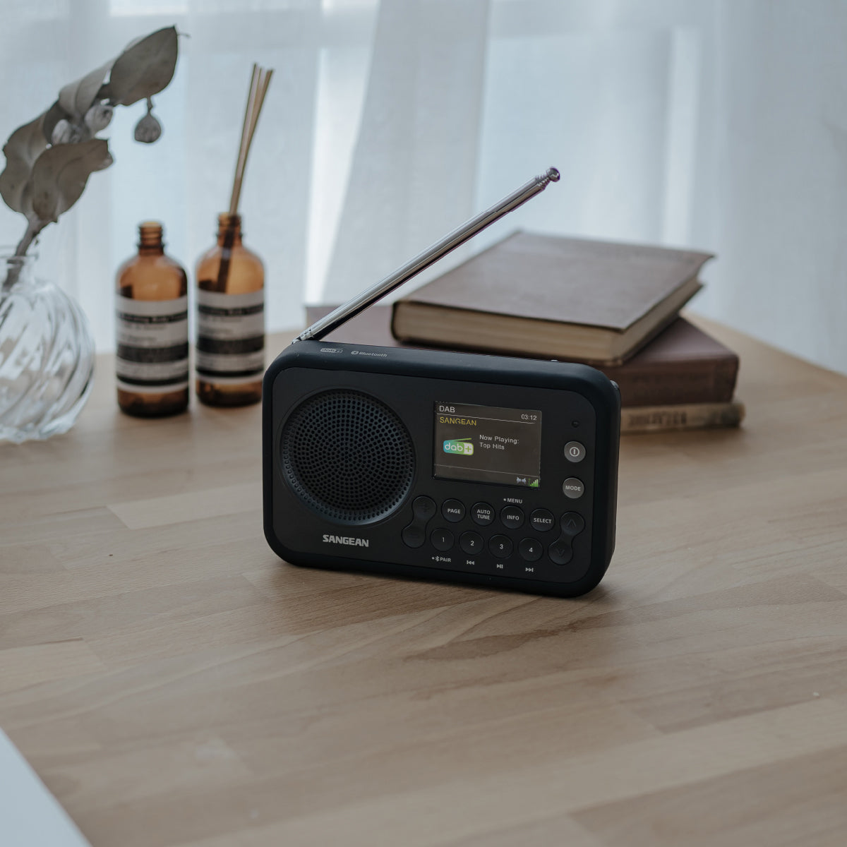 Sangean DPR-76 BT – DAB+/UKW-Tischradio, Bluetooth – Schwarz