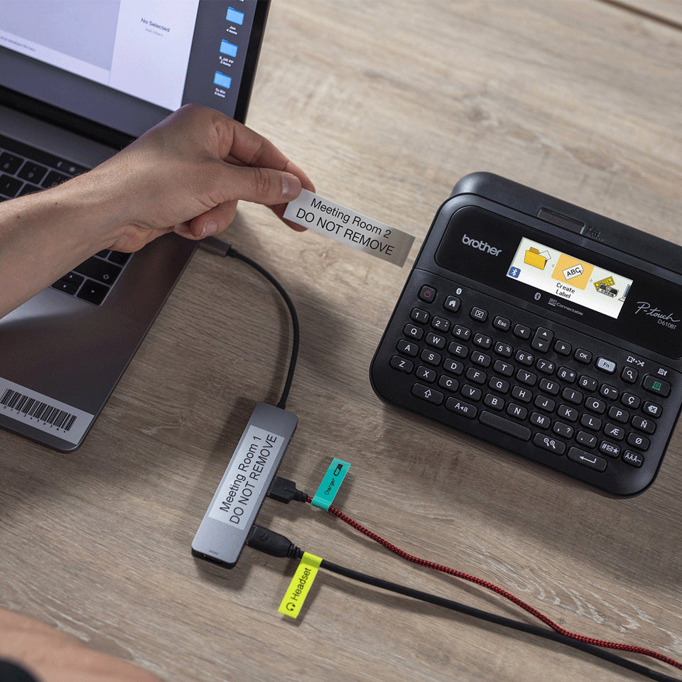Brother P-touch D610VP – Beschriftungsgerät, für TZe-Bänder 3,5–24 mm, USB, Auto-Cutter