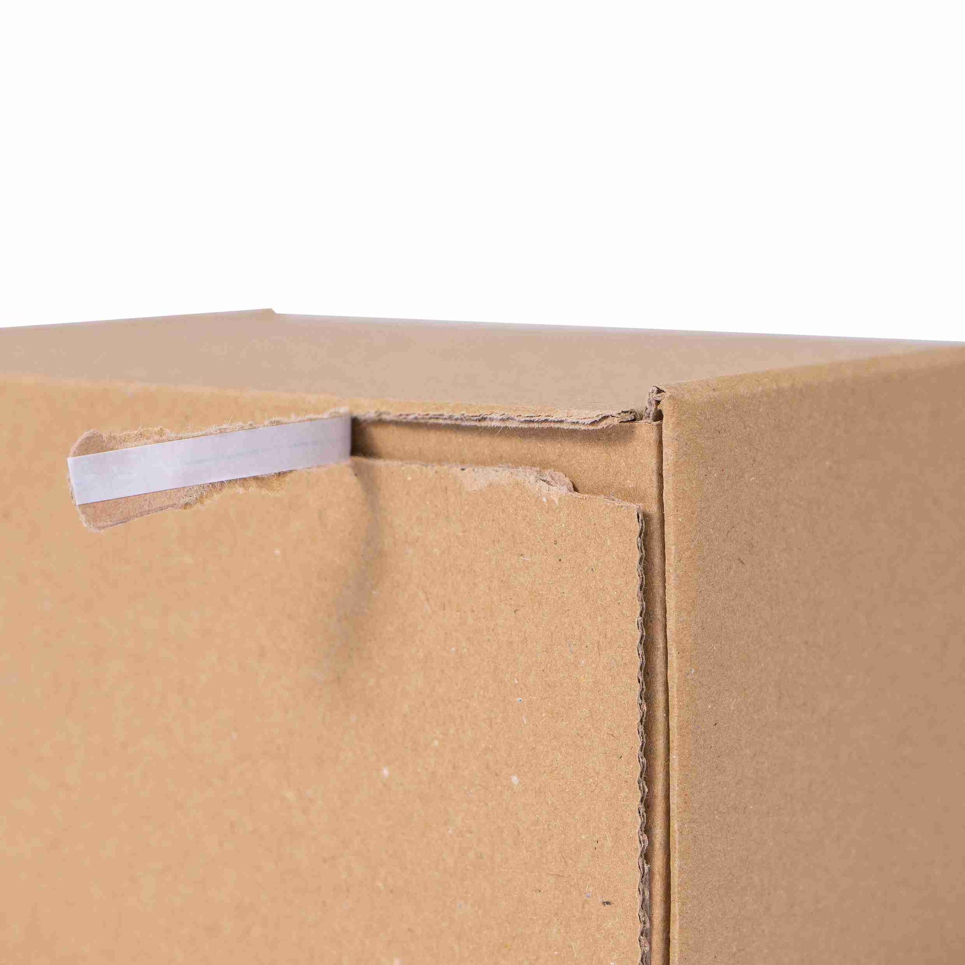Model Versandbox – 140 × 101 × 43 mm, braun, Wellkarton, Automatikboden, selbstklebend – 1 Stk., ab 20 Stk.
