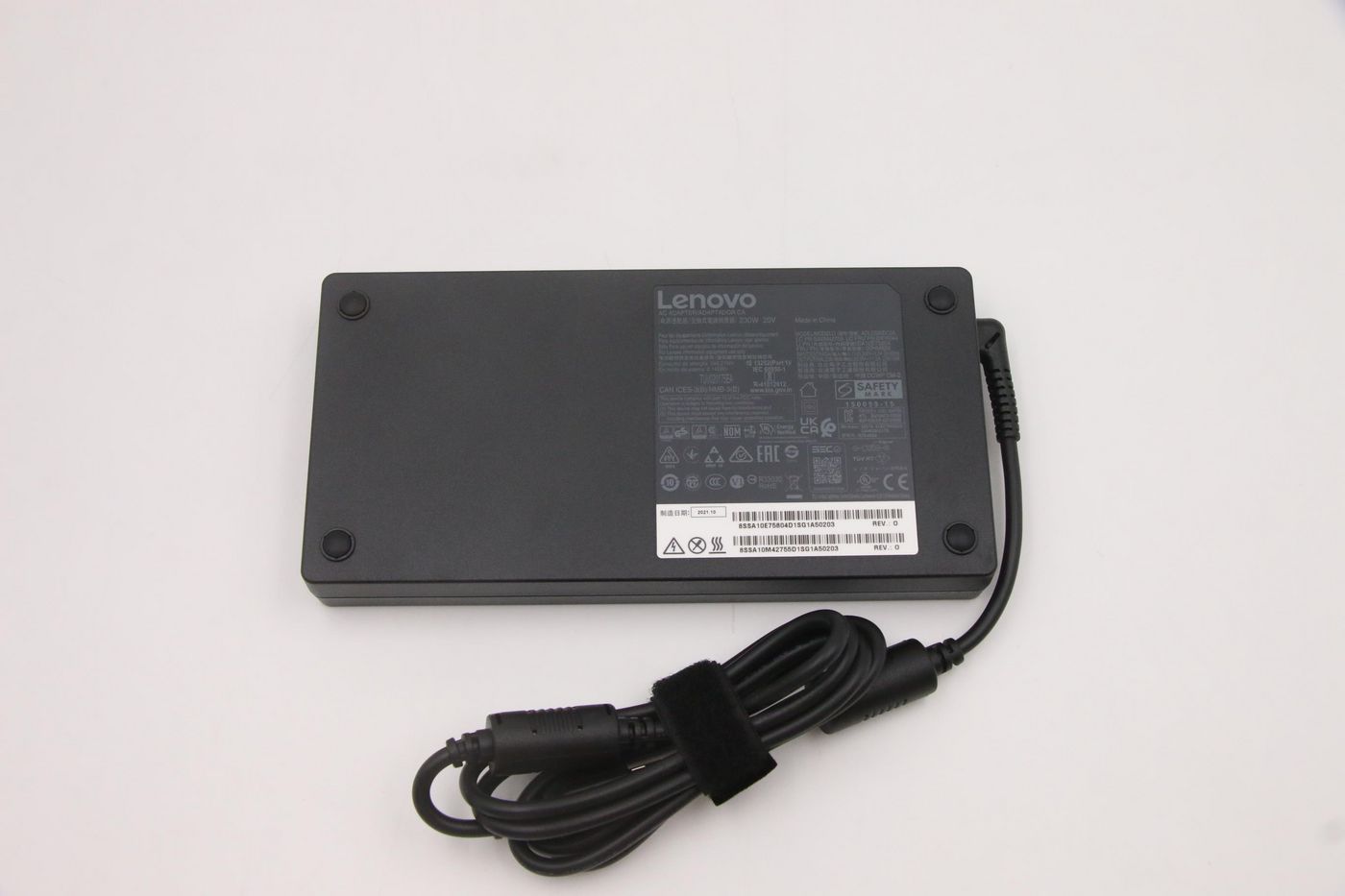 Lenovo Netzteil – 65 W – für Lenovo Notebooks