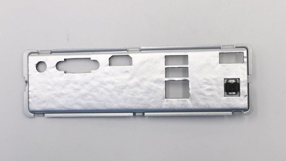 Lenovo FRU01MN661 – Montagehalterung – I/O-Blende, 17×50×163 mm