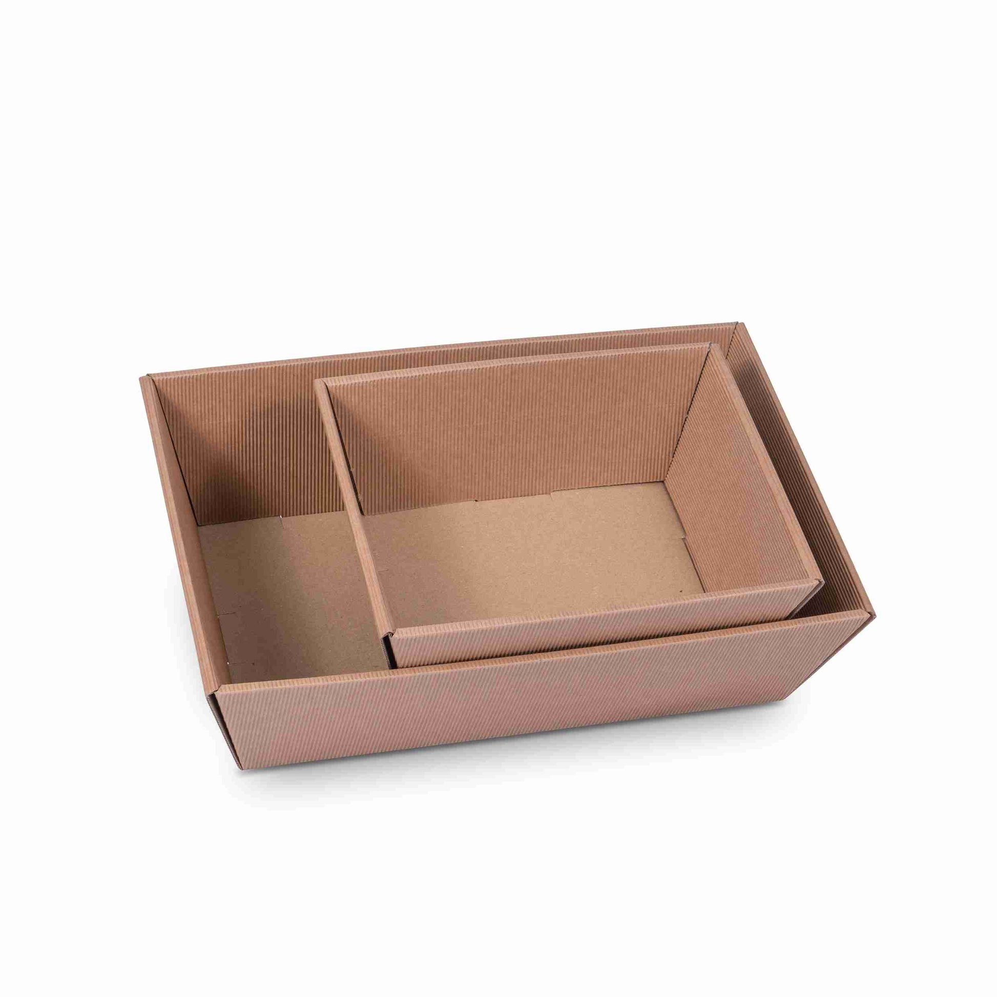 Model Geschenkkorb Wellpappe naturel – Innenmass 190 × 90 × 140 mm – offene Welle – 1 Stk., ab 400 Stk.