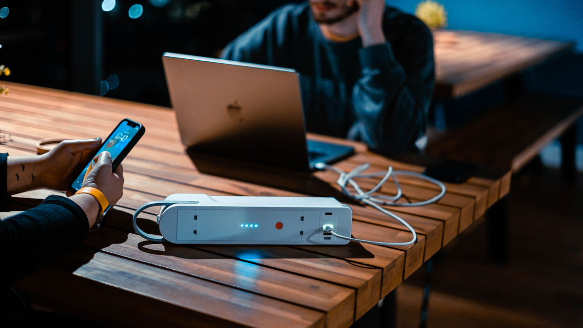 Max hauri connect LIBERTY QIKPAC Powerbank Set 3× 9'540 mAh – 100 W PD, 2× USB-C, weiss