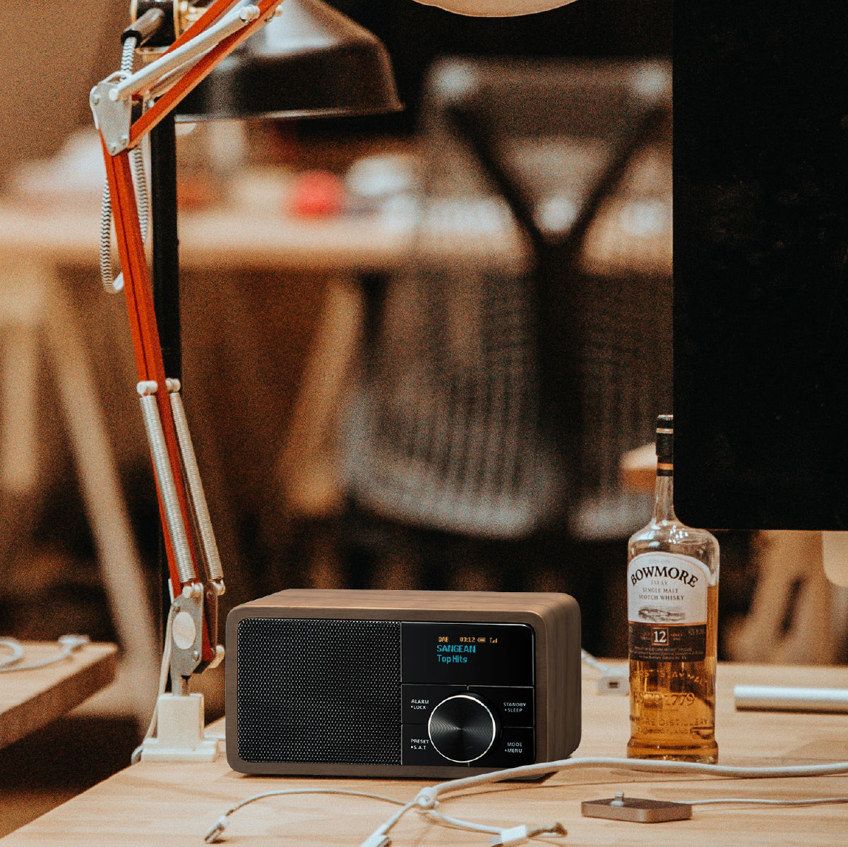 Sangean DDR-7 – Radiowecker DAB+/FM, Bluetooth, 18 h Akku – Dunkelbraun