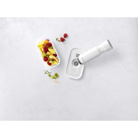 ZWILLING Lunchbox 500 ml, 8,7 × 15,6 × 7,7 cm, Kunststoff/Silikon, Transparent
