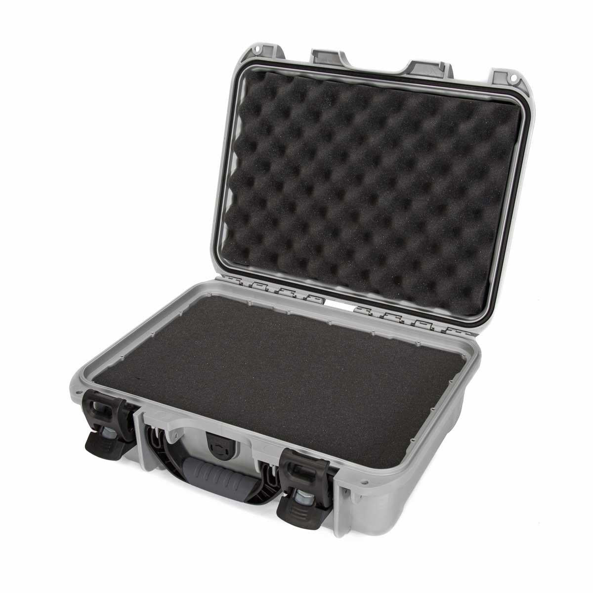 Nanuk Schutzkoffer 920 – wasserdicht, Silber, 42,4 × 17,3 × 34,0 cm