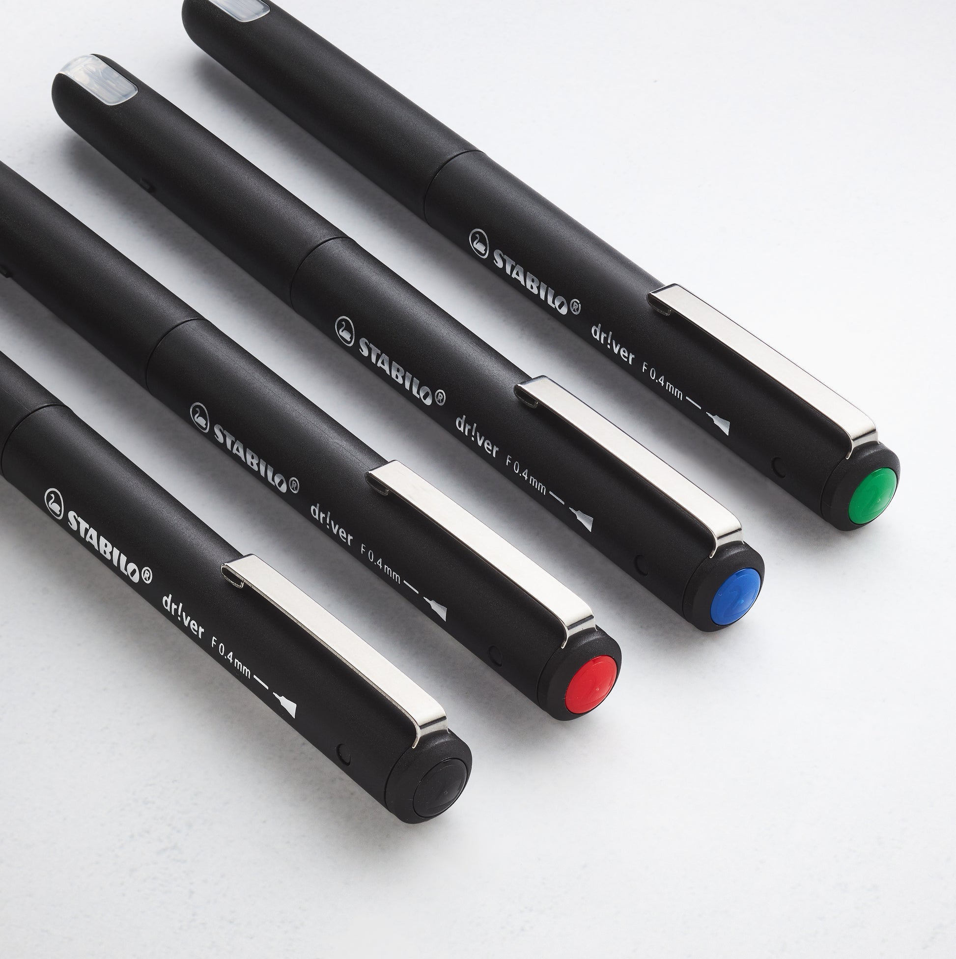 STABILO driver Fineliner Etui – 4er Etui, 0,4 mm, 4 Farben