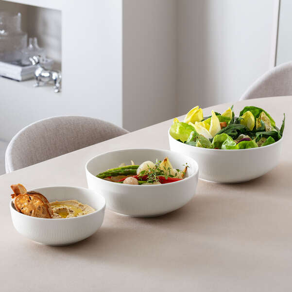 Villeroy & Boch Afina Salatschüssel – 2 l, Ø 24 cm, Porzellan, Weiss, spülmaschinenfest, mikrowellengeeignet