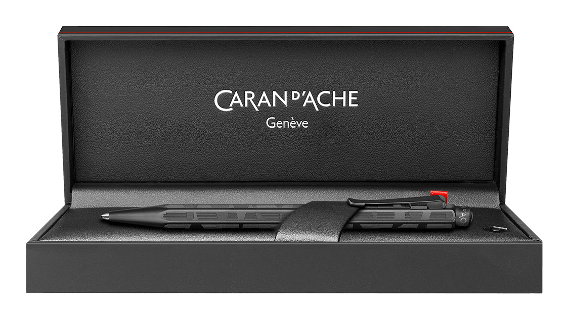 Caran d-Ache Kugelschreiber – Schwarz, Matt, Metall