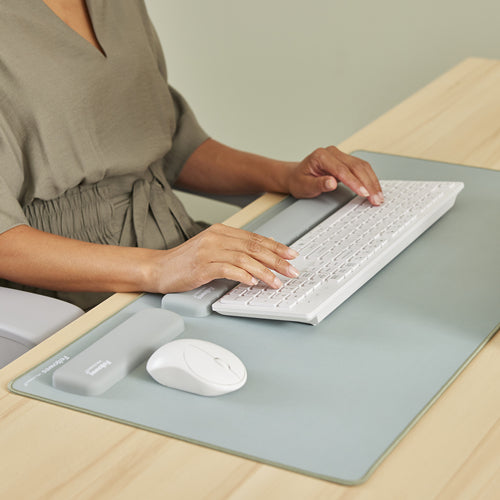 Fellowes Breyta – Handgelenkauflage für Tastatur – Kunststoff – Salbei – 60 × 470 mm