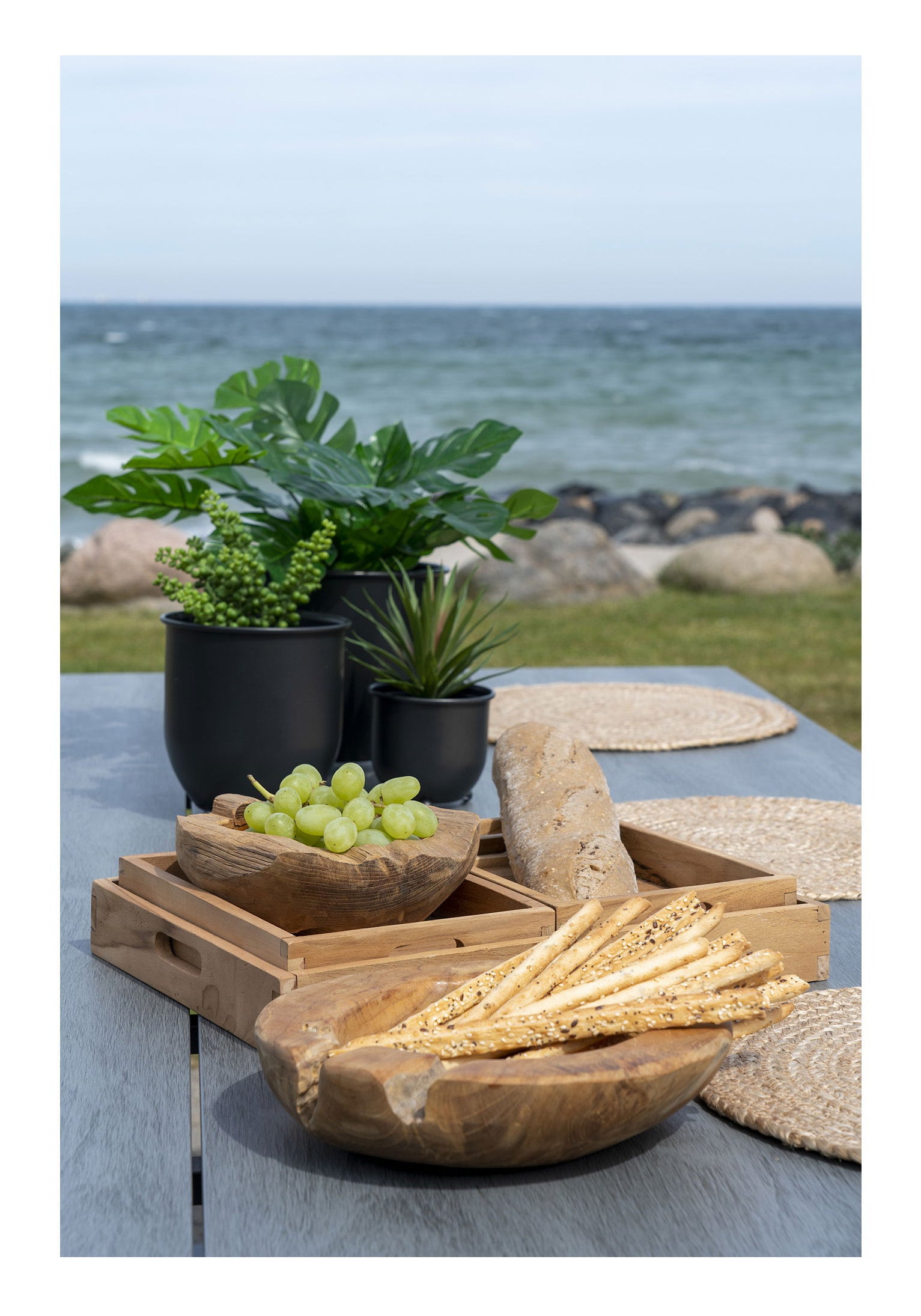 House Nordic Schale – Teakholz, Natur – Ø 30 × 10 cm