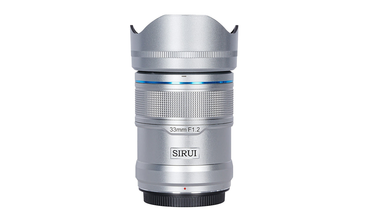 Sirui Sniper 33mm F1.2 Objektiv – für Fujifilm X-Mount, APS-C – Silber