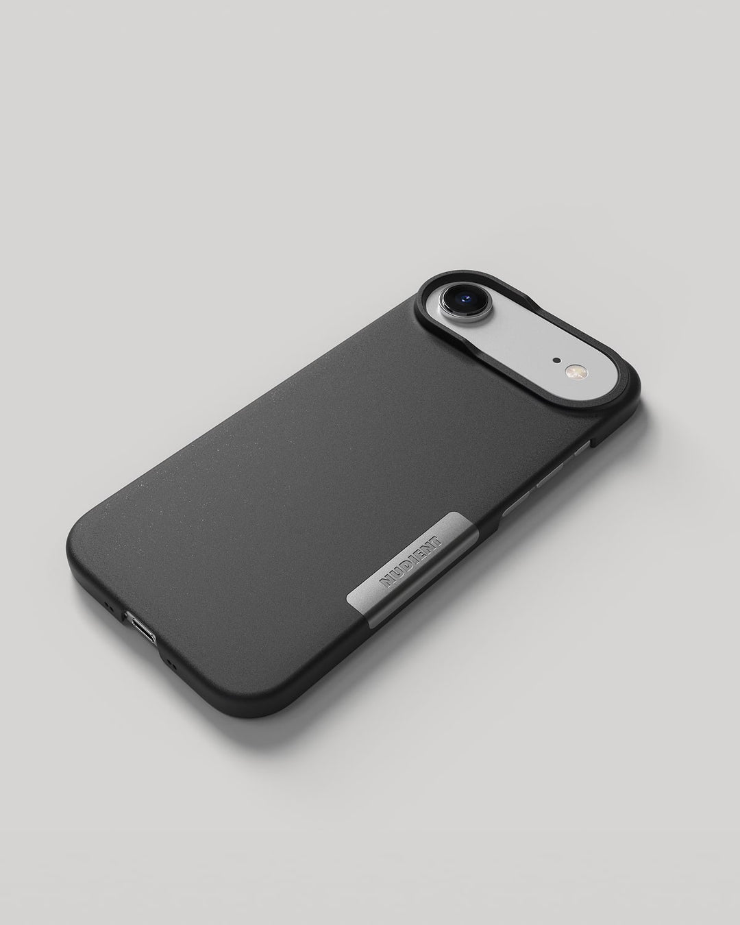 Nudient – Backcover – für Apple iPhone 17 Air – schwarz – MagSafe-kompatibel