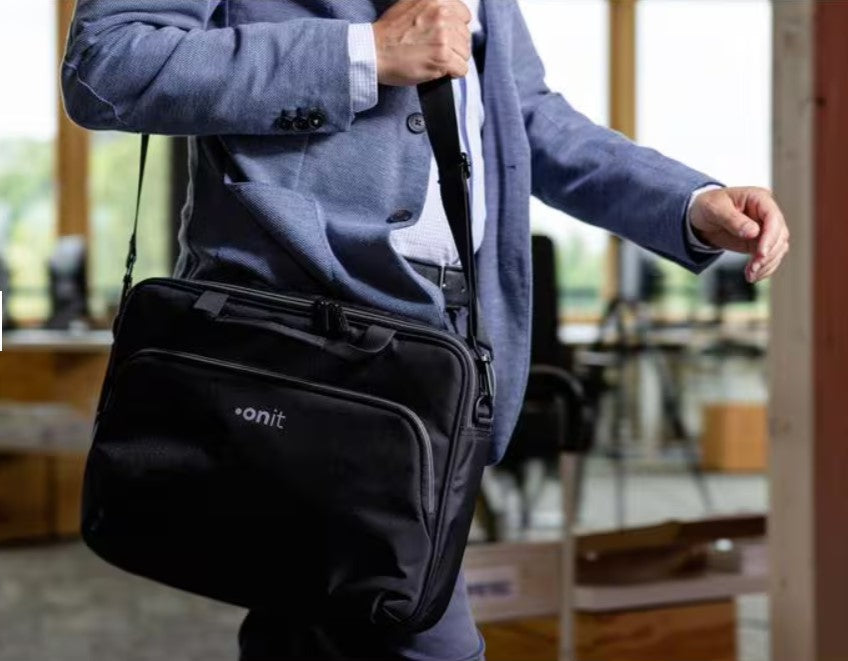 ONIT Notebook-Tasche bis 15,6" – Trolley-Band, 600D rPET – Schwarz