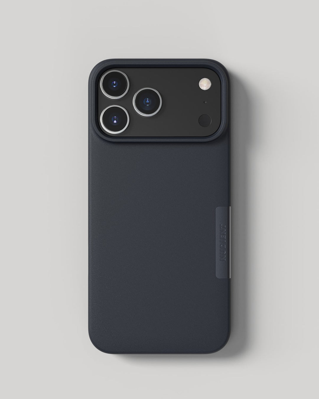 Nudient – Backcover Thin – für Apple iPhone 17 Pro Max – dunkelblau – MagSafe-kompatibel
