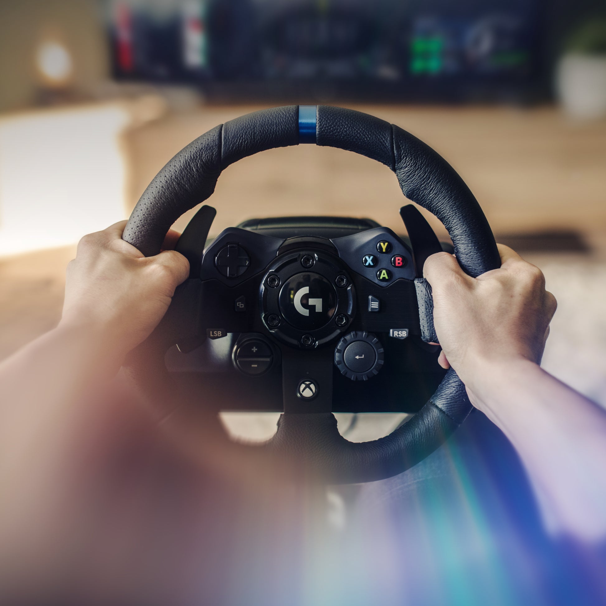 Logitech G G923 – Lenkrad + Pedale – 900° Drehwinkel, Force-Feedback – USB (kabelgebunden), für Xbox & PC