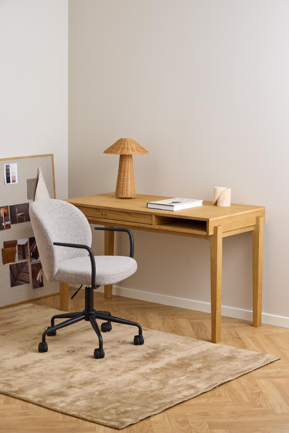 Actona AC Design Bürostuhl Patricia – Stoffbezug, Metallfuss, Beige