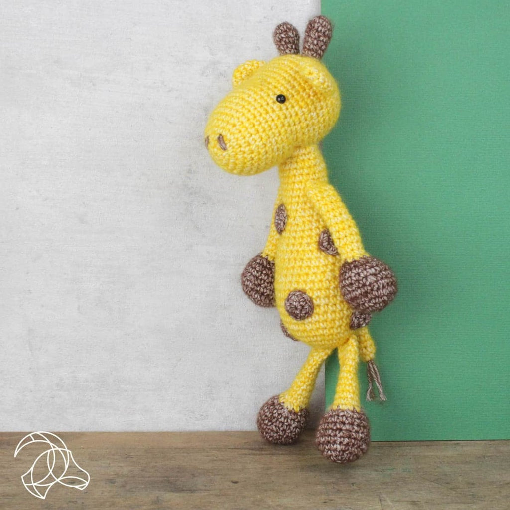 Hardicraft Häkelset Giraffe George – 30 cm×20 cm, Mehrfarbig
