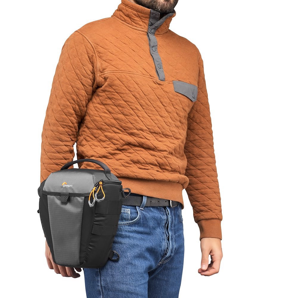 Lowepro Photo Active TLZ 50 AW Toploader – 125 × 175 × 220 mm – für Sony Alpha 9 (70–200 mm f/4) – Regenhülle