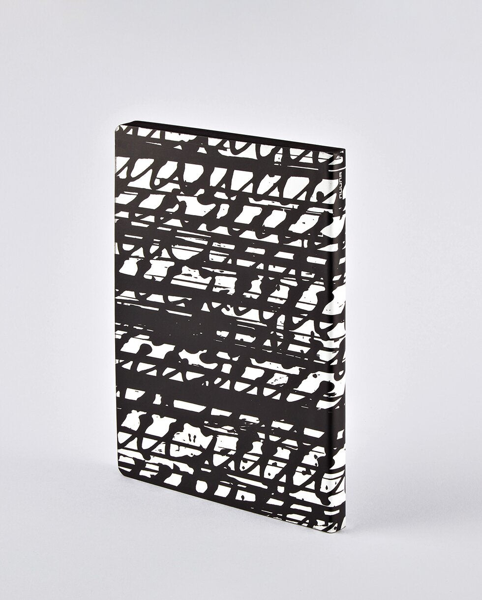 nuuna Notizbuch – A5 – punktiert – 176 Seiten – 120 g/m² – Softcover, Fadenheftung, nummeriert – schwarz/weiß