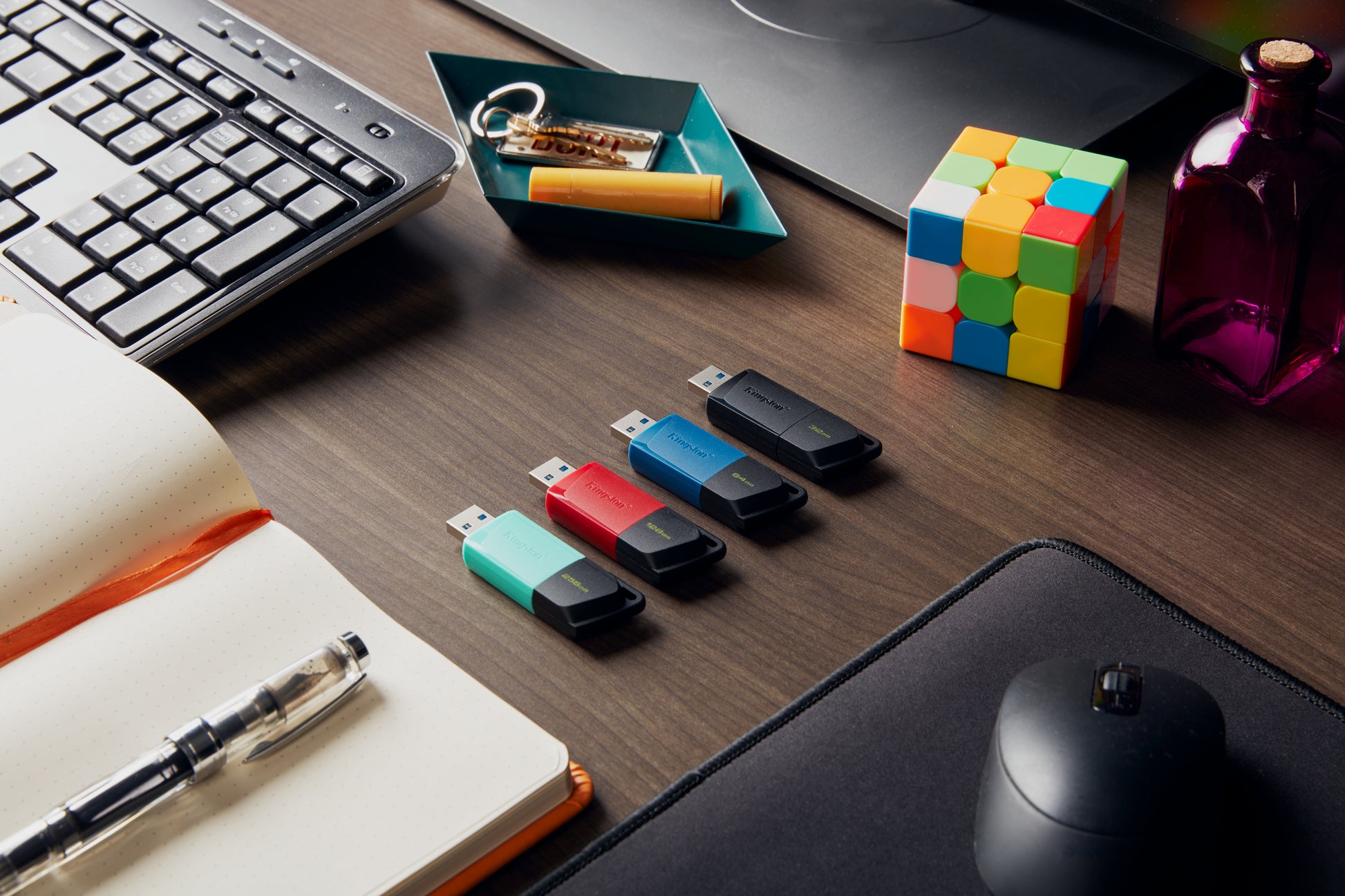 Kingston Technology Kingston DT Exodia M USB-Stick – 256 GB, USB 3.2 Gen 1, Schwarz + Türkis