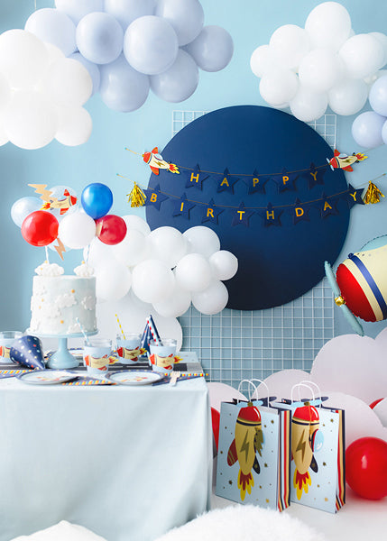PartyDeco Geschenktasche Flugzeug, Motive sortiert – 100 × 240 × 355 mm – mit weissem Henkel – Mottoparty