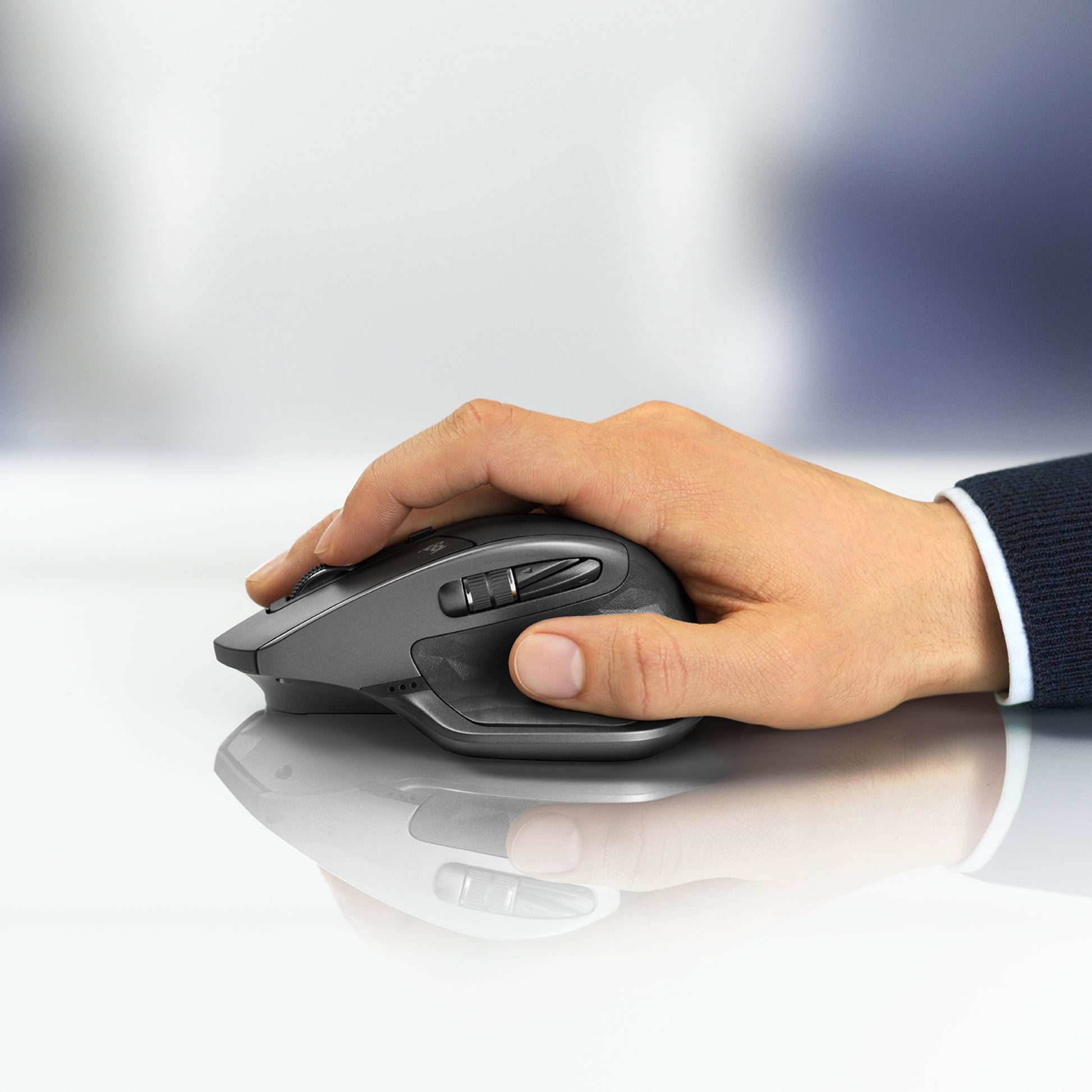 Logitech MX Master 2S Ergonomische Maus – kabellos, wiederaufladbar, Unifying-Empfänger, graphit
