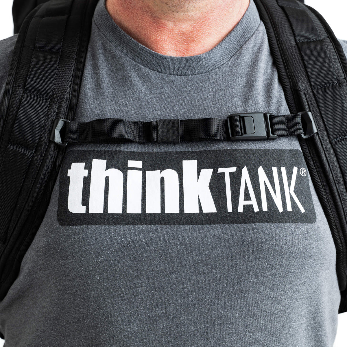 Think Tank FocusPoint Kamerarucksack – 31 l, Nylon/Polyester – für Notebooks bis 40,6 cm (16") – Schwarz