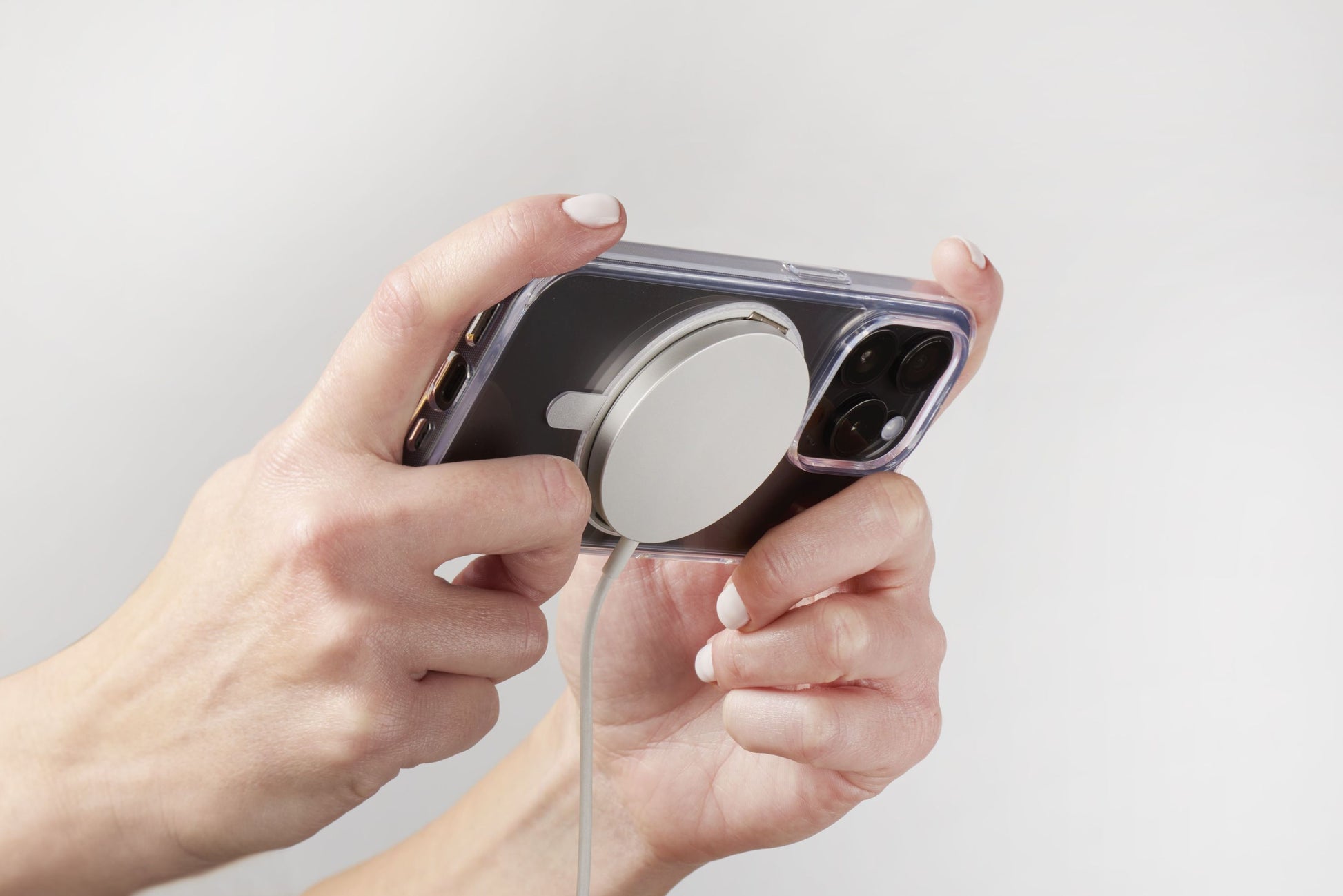 Cellularline Backcover – für Apple iPhone 16 Pro Max – transparent – MagSafe-kompatibel, stossdämpfend