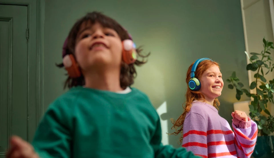 Philips TAK4200MP/00 – Duo Headset, On-Ear – Bluetooth, Lautstärkebegrenzung 85 dB – Magenta/Violett – bis 45h