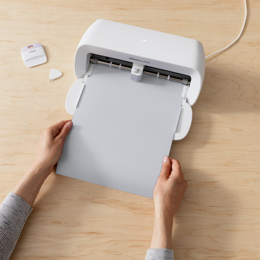 Cricut Vinylfolie matt-metallic, selbstklebend – Silber – 24,1 × 91,4 cm – für JOY Xtra Schneideplotter