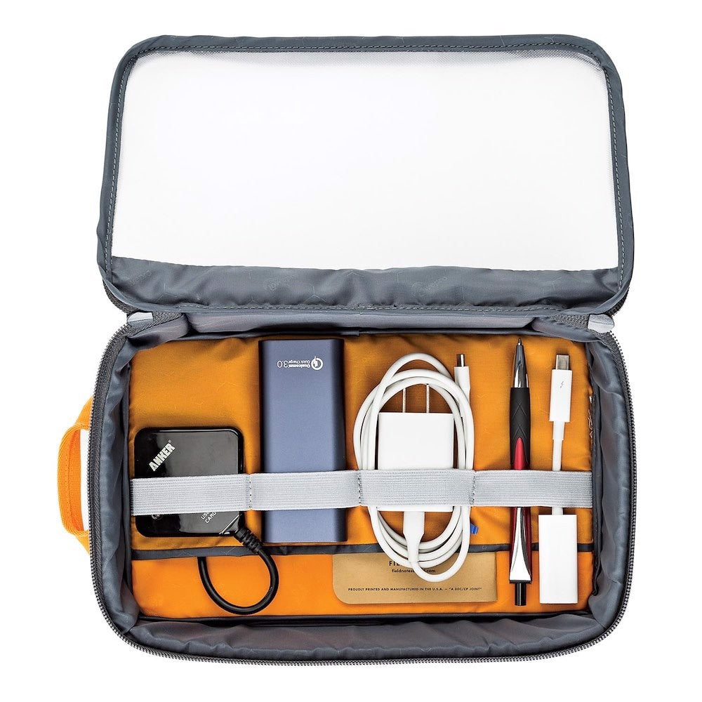Lowepro GearUp Case Large Zubehörtasche – Nylon, Polyester – für Kompaktkameras, Festplatten, Kopfhörer und mehr