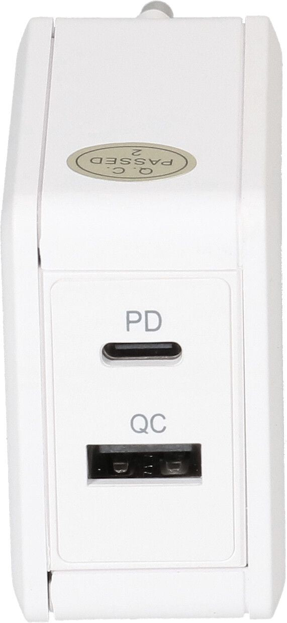 Max Hauri AG USB-Ladegerät 30 W – USB-C×1, USB-A×1 – PD 3.0, QC 4 – EU-Stecker (Typ C) – Weiss