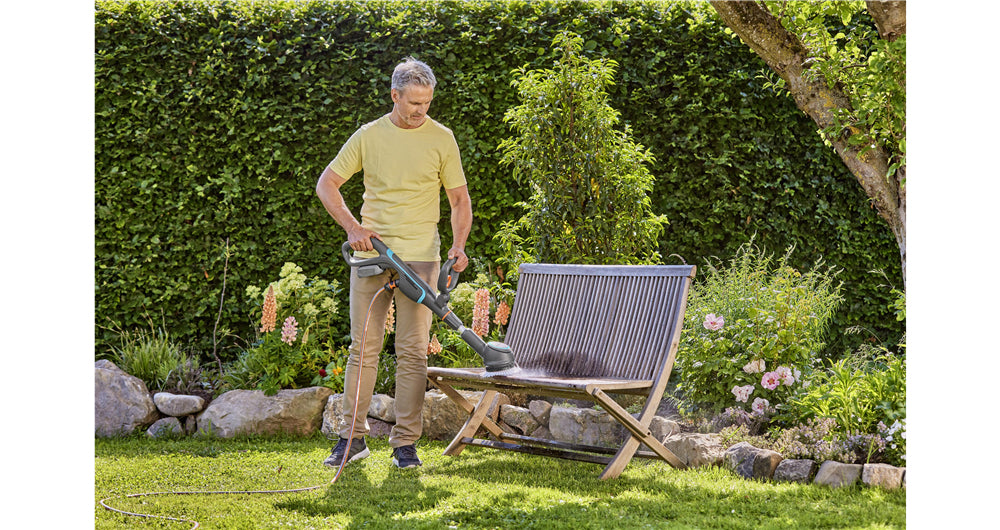 Gardena Elektrische Reinigungsbürste AquaBrush – Nylon, 1 Bürste, grün/grau/orange, 14840-55