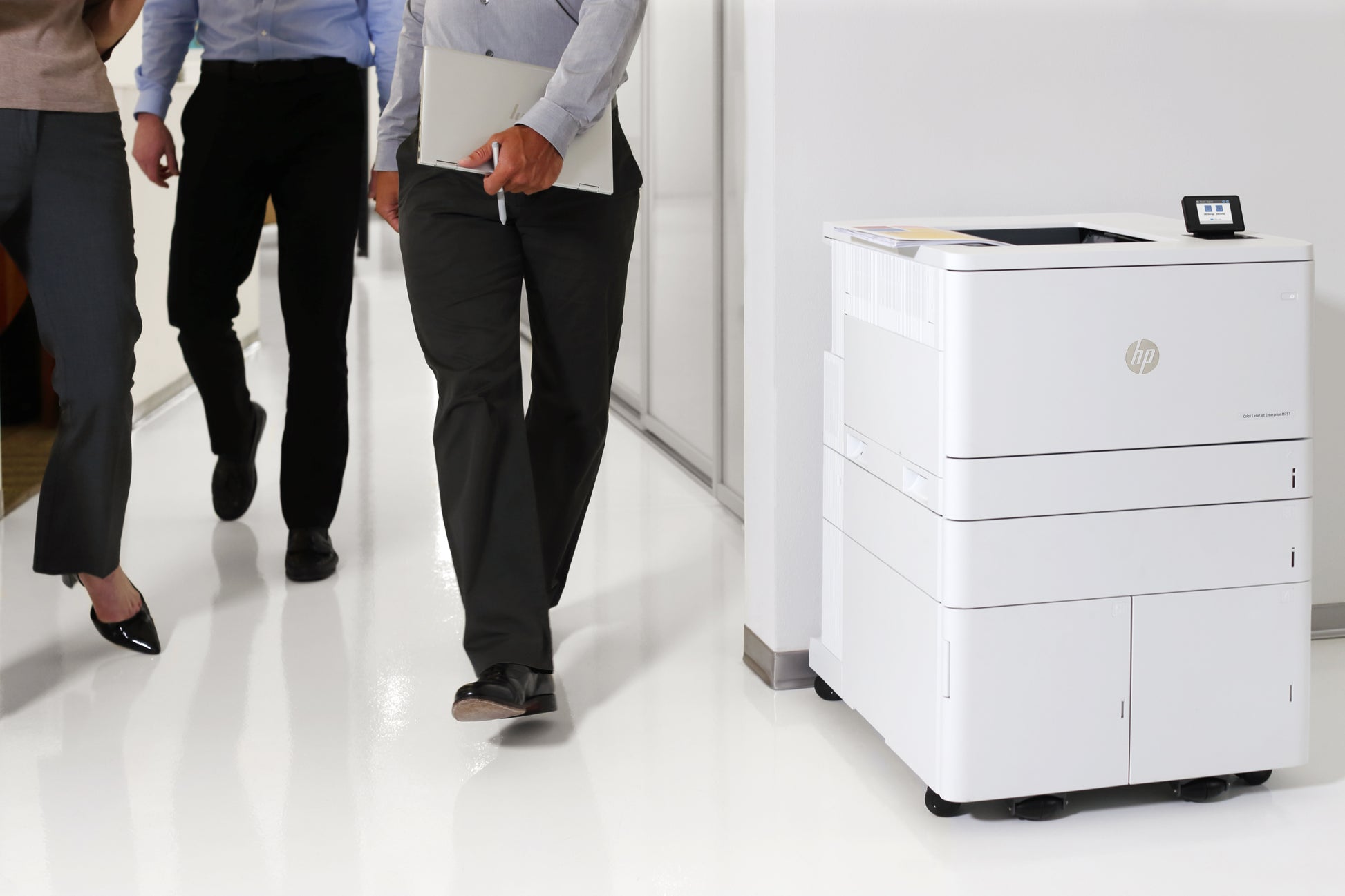 HP Unterstand – für LaserJet Enterprise M607–M609, Managed E60055–E60075 und andere